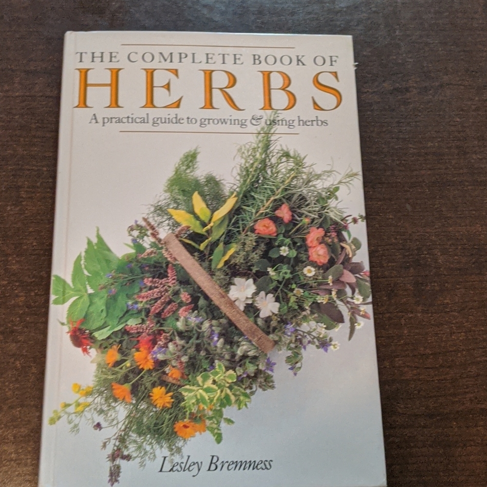 The Complete Book of Herbs (1988)